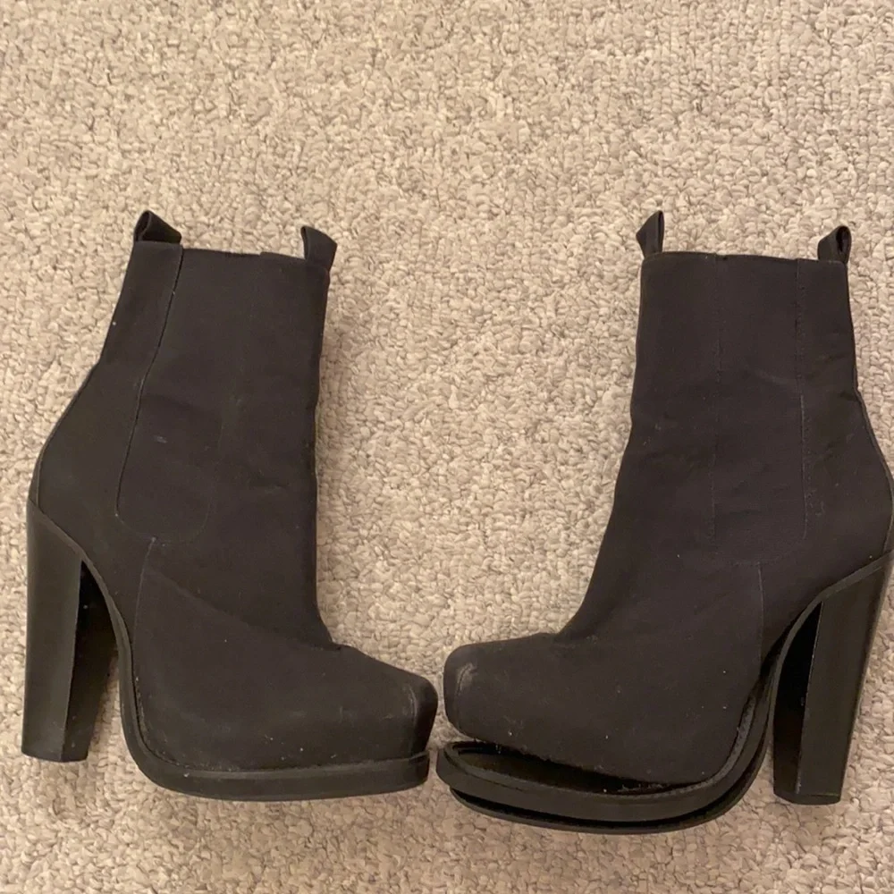 Chloe Sevigny Opening Ceremony Black Canvas Platform Boots. Need Repair/… - Picture 9 of 10